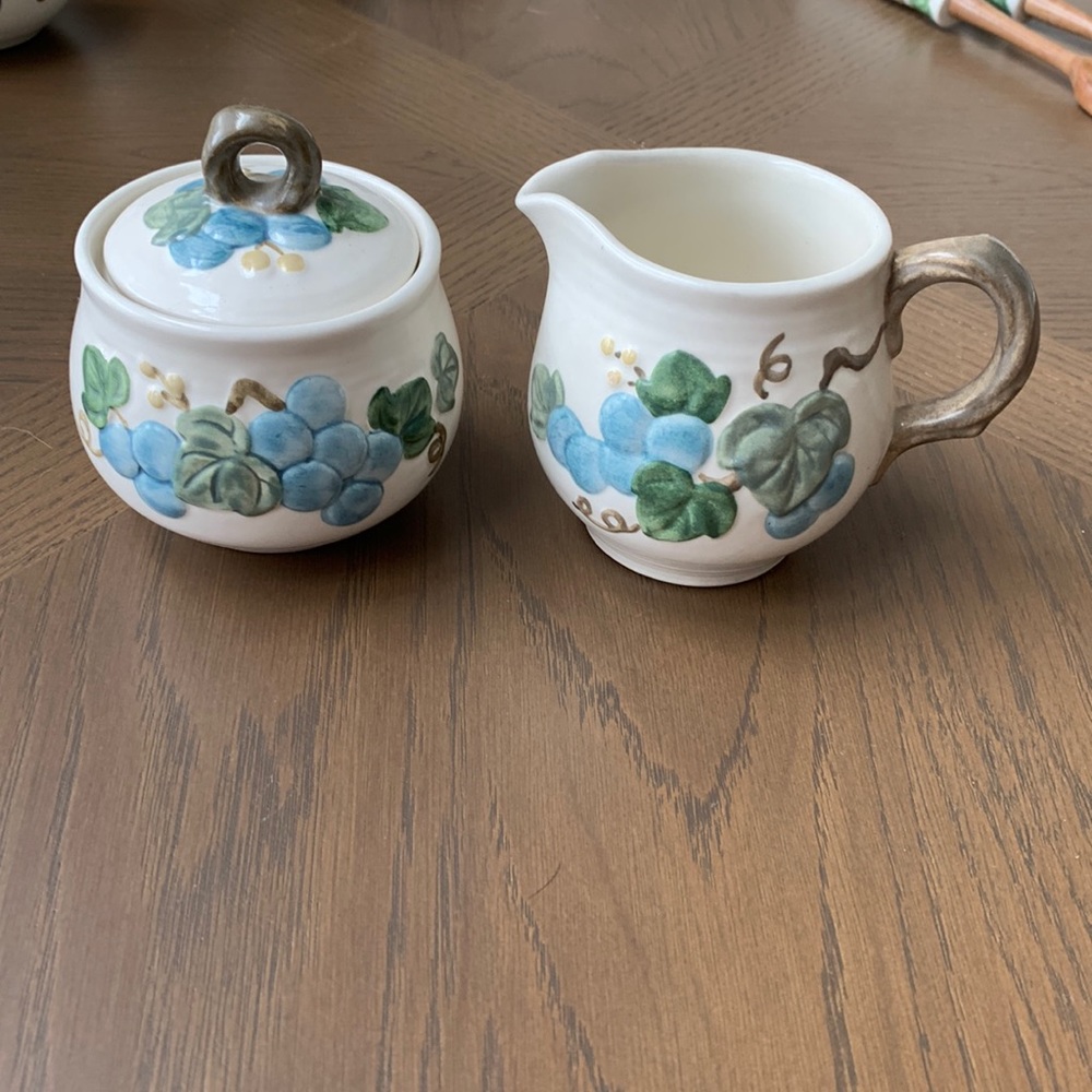 Vintage Poppytrail sugar and creamer set
